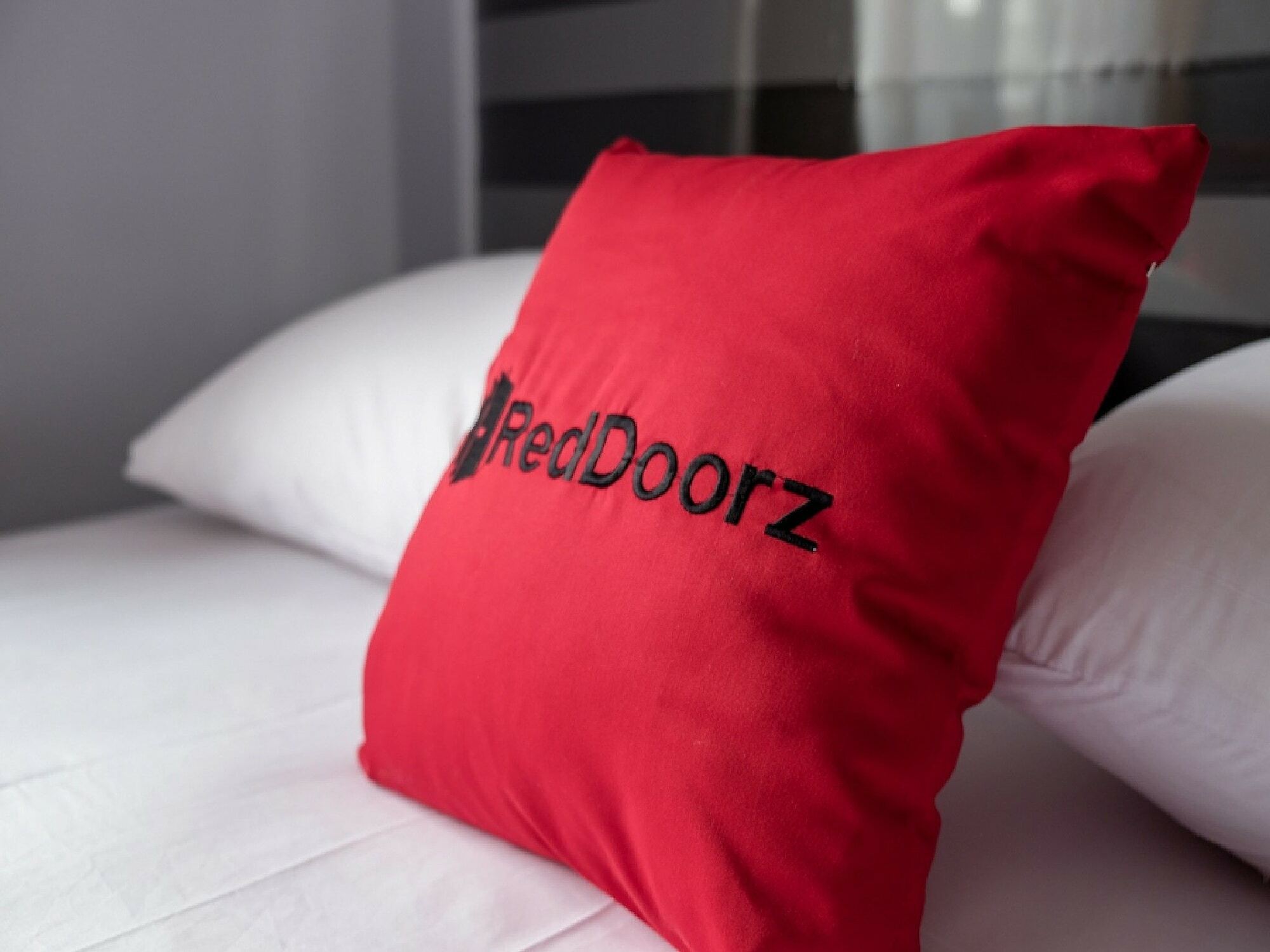 Reddoorz Near Supermall Karawaci 2 Tangerang Exterior photo